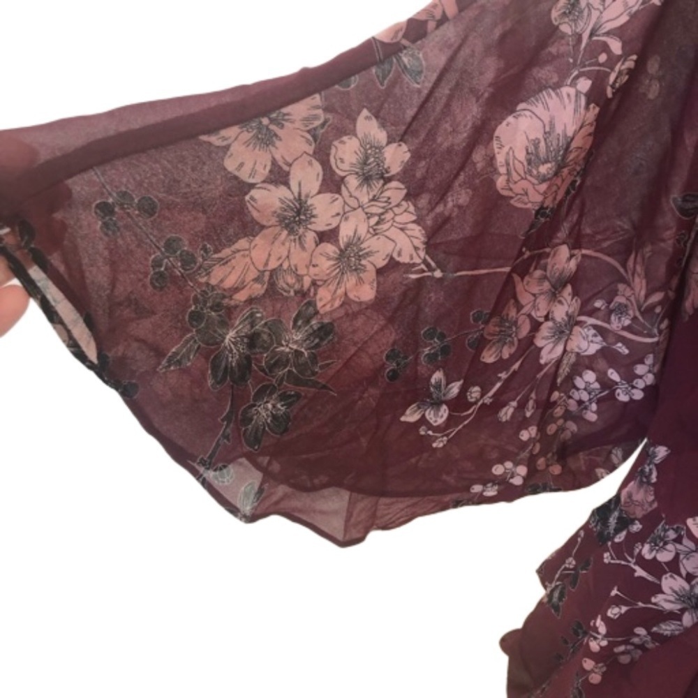 City Chic Size XL/22 maroon floral faux wrap dress. Flutter sleeve belt - Picture 5 of 14